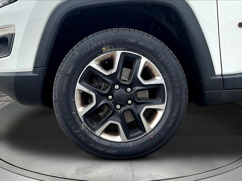 Used 2018 White Jeep Trailhawk image 37
