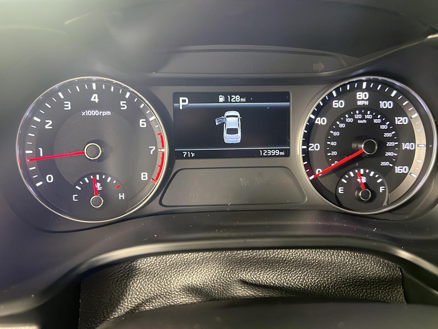Used 2023 Aurora Black Pearl Kia LXS image 36