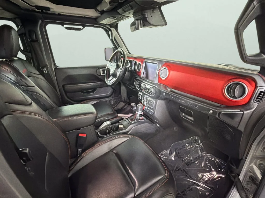 Used 2021  Jeep Unlimited Rubicon image 29