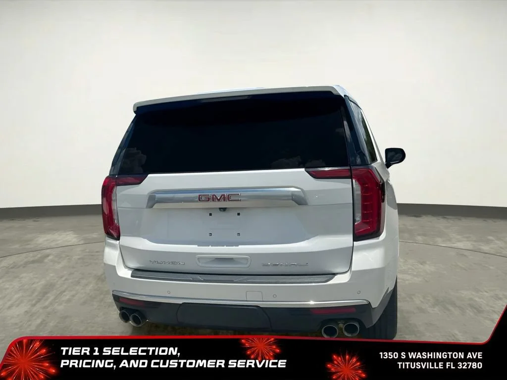 Used 2022 White Frost Tricoat GMC Denali image 8