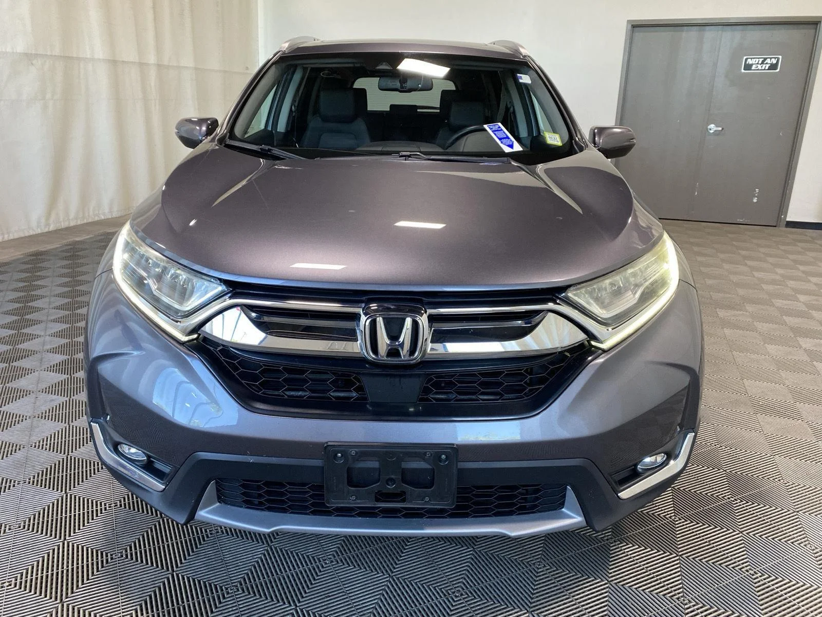 Used 2019 Modern Steel Metallic Honda Touring image 3