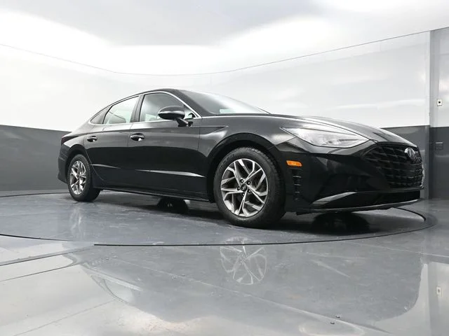 Used 2021 Black Hyundai SEL image 20