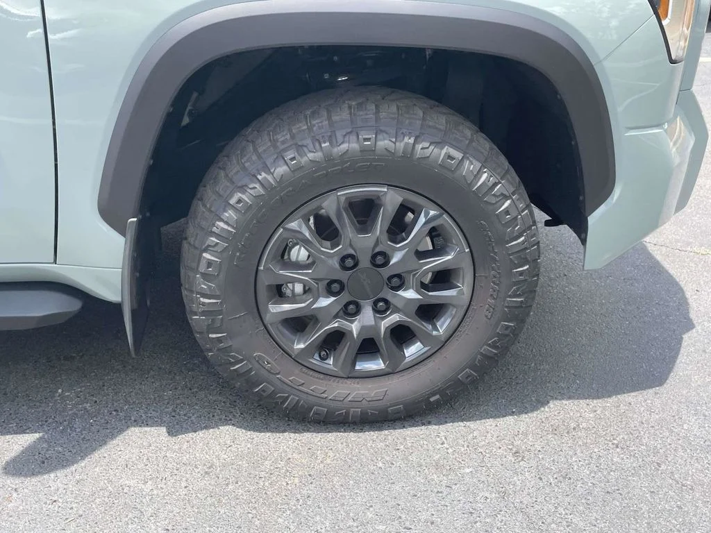 Used 2026  Toyota SR5 image 10