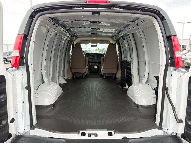 New 2026 White GMC Work Van image 25