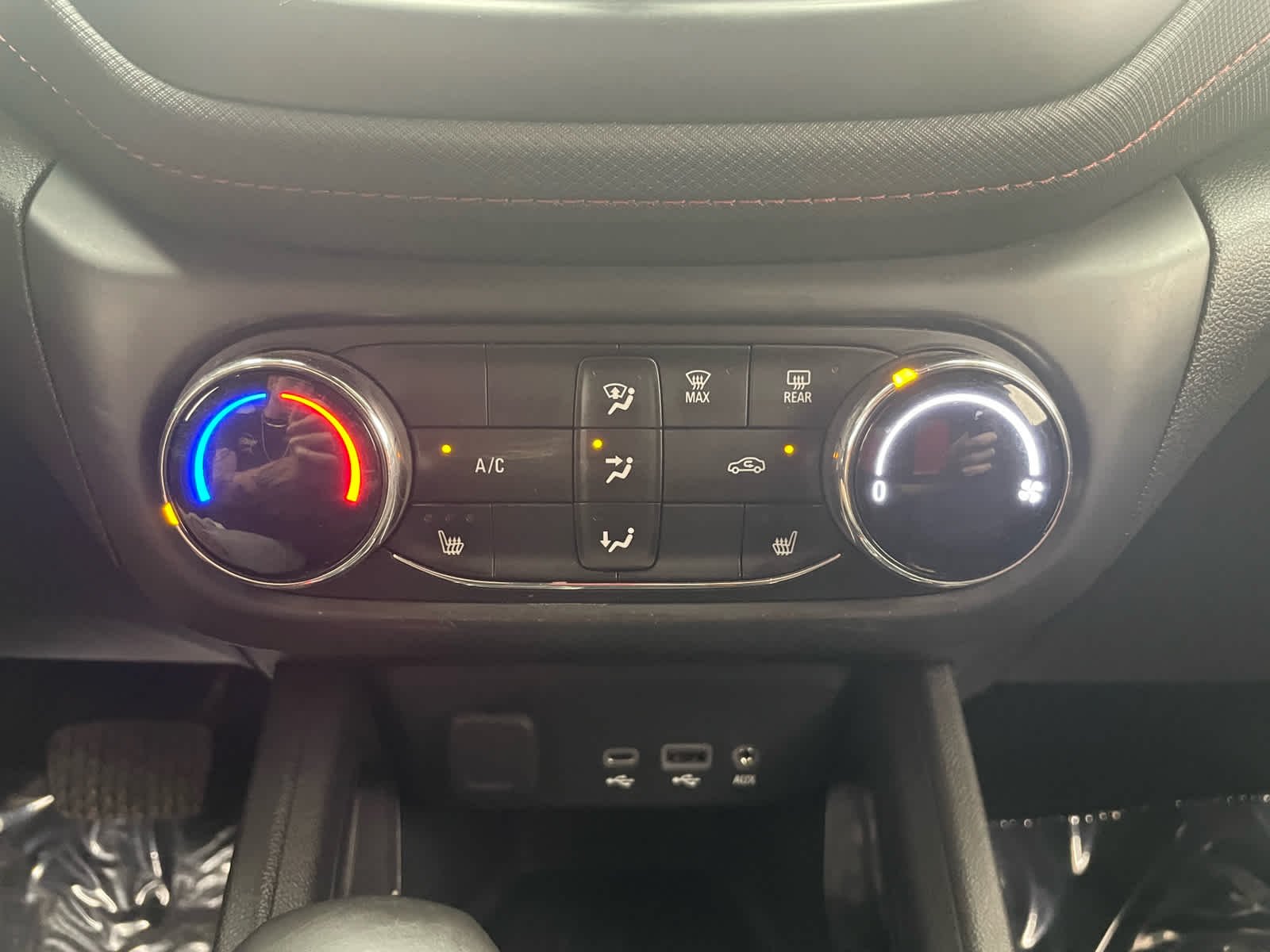 Used 2023 MOSAIC BLACK METALLIC Chevrolet RS image 5