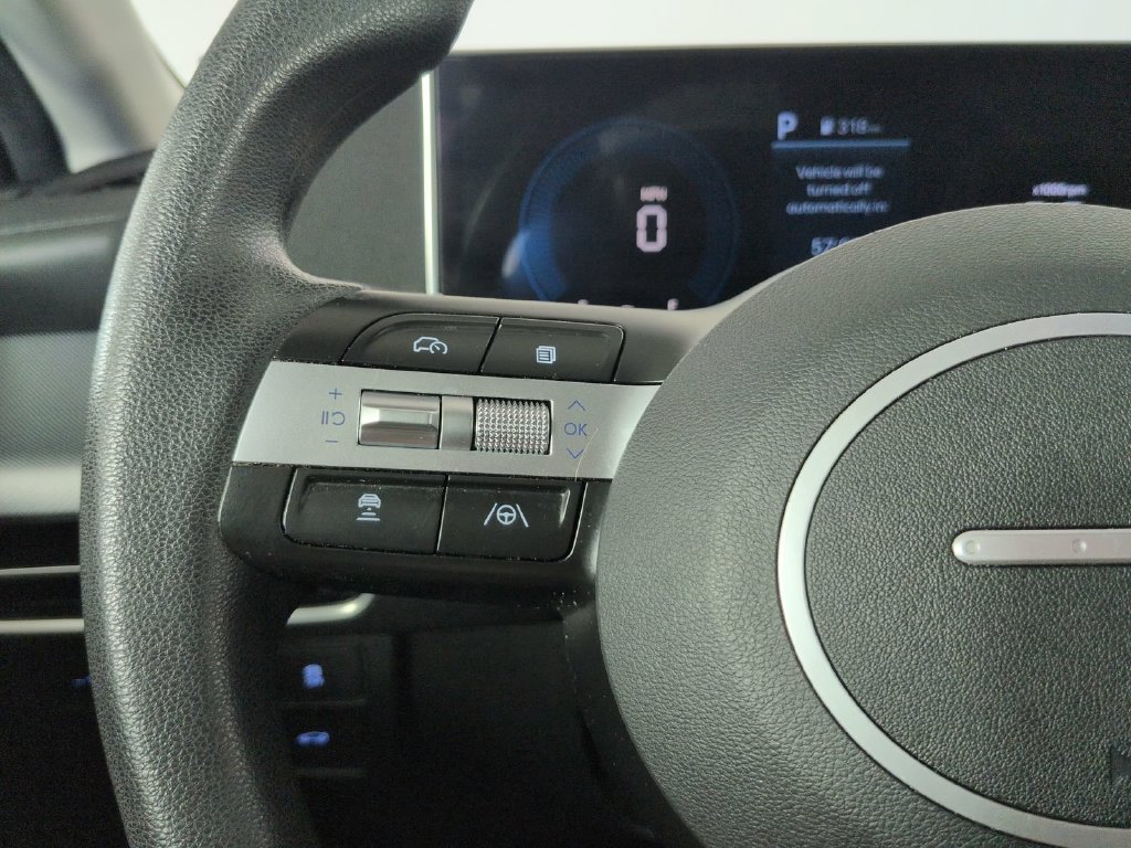 Used 2025 Red Hyundai SEL image 40