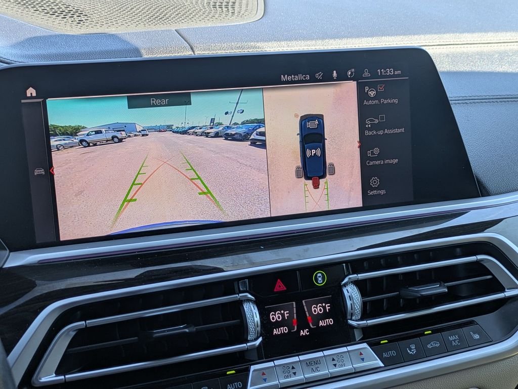 Used 2021 Blue BMW xDrive40i image 19