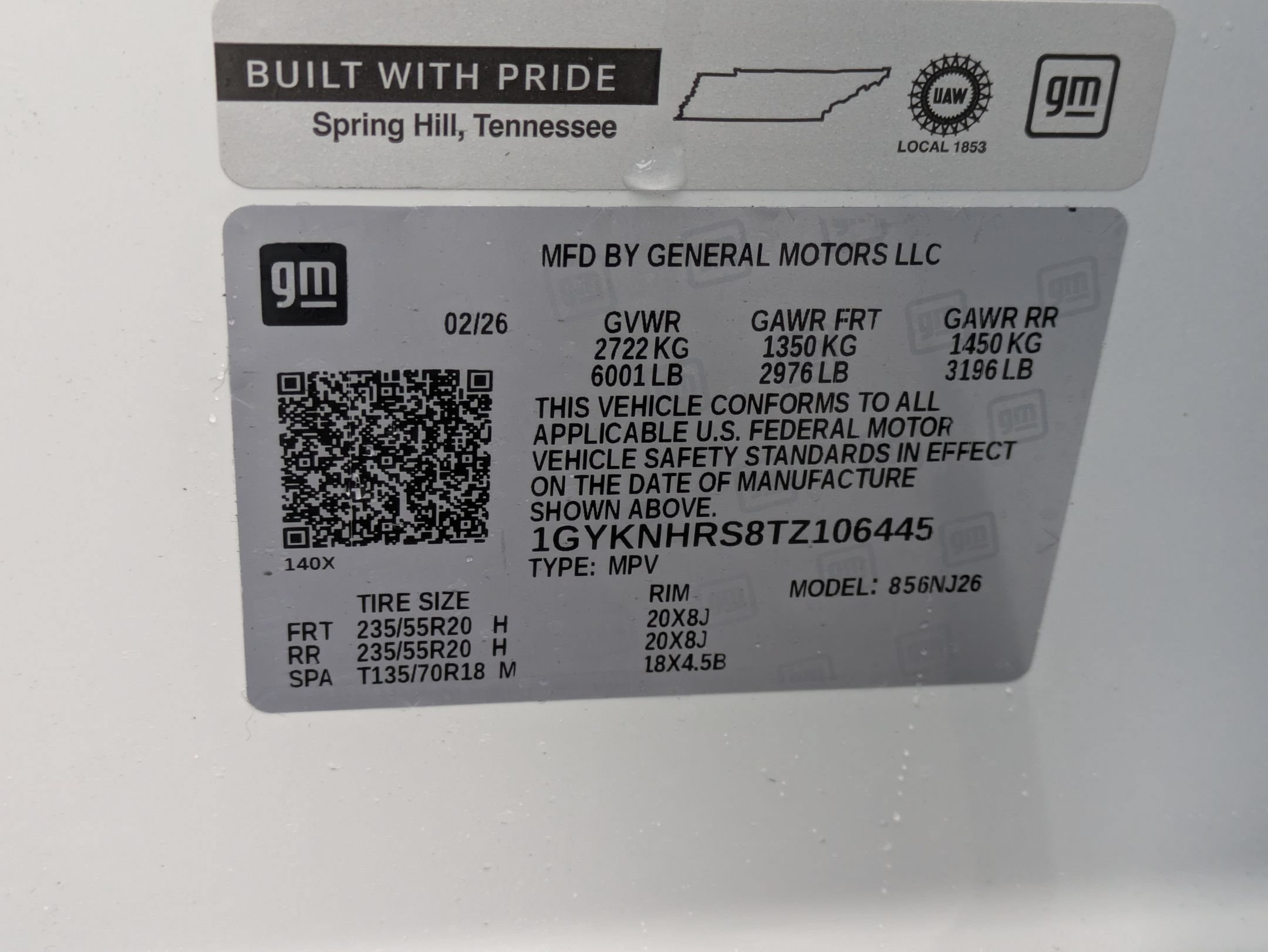 Used 2026 Crystal White Tricoat Cadillac AWD Sport image 40