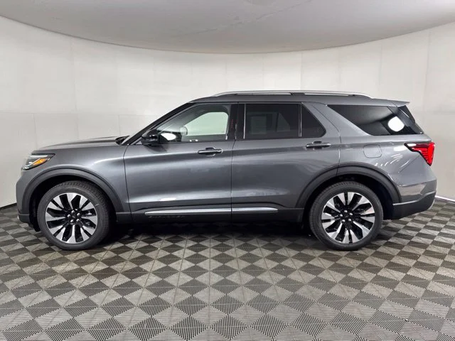 New 2027 Carbonized Gray Metallic Ford Platinum image 6