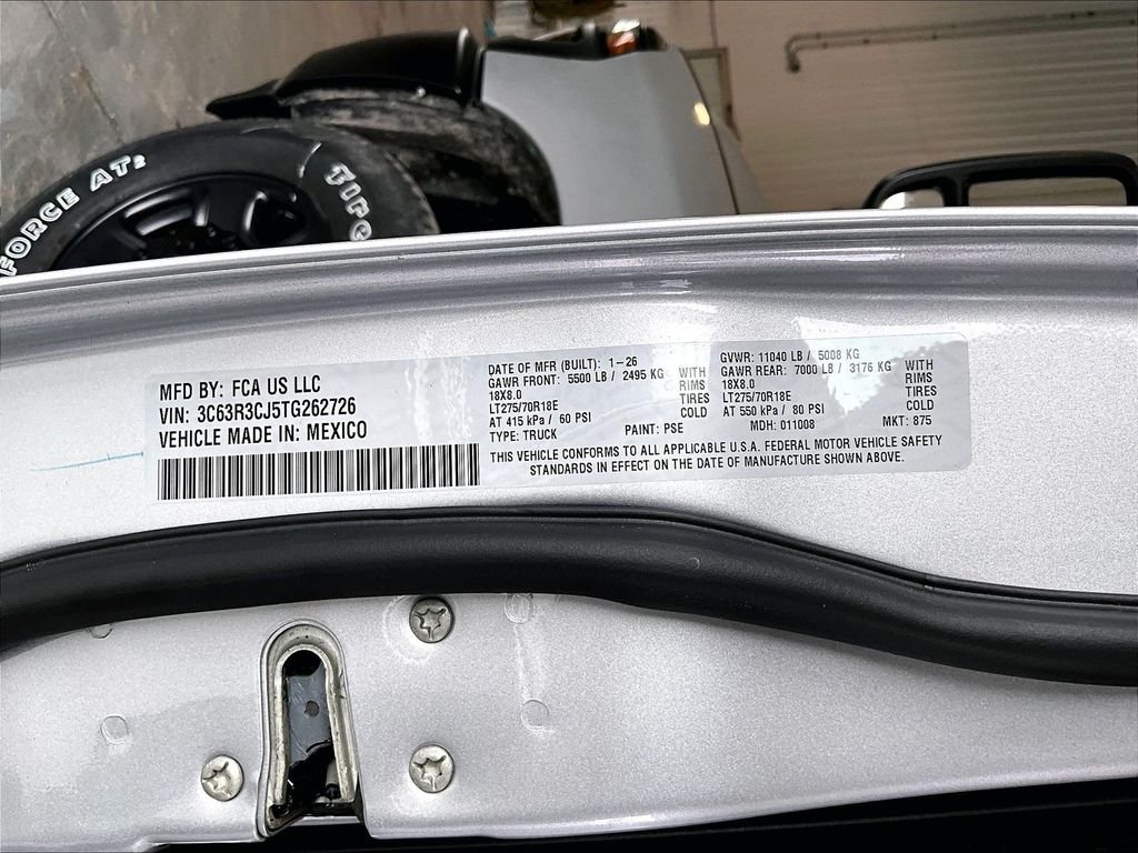 New 2026 Silver-Zynith Exterior Paint RAM Tradesman image 17