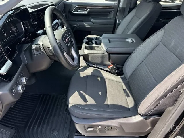 Used 2024 Onyx Black GMC Elevation image 65