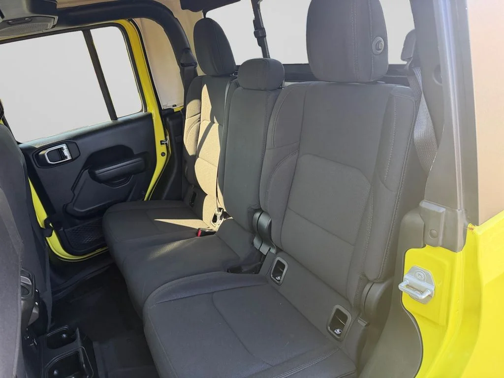 2023 Jeep Gladiator WILLYS - Photo 16