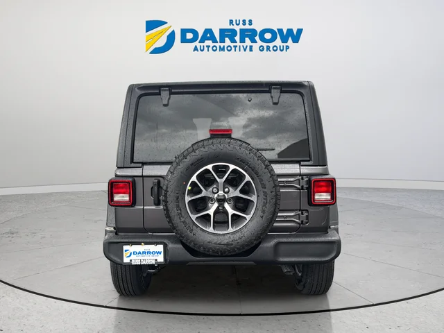 New 2026 Granite Crystal Metallic Clear-Coat Exterior Paint Jeep Sport S image 4