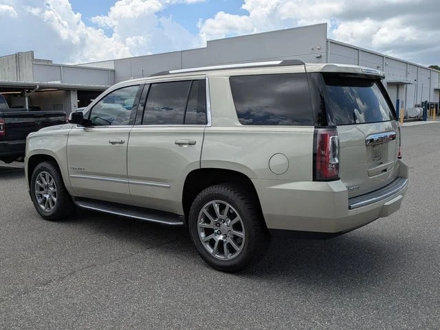 Used 2017 Sparkling Silver Metallic GMC Denali image 5