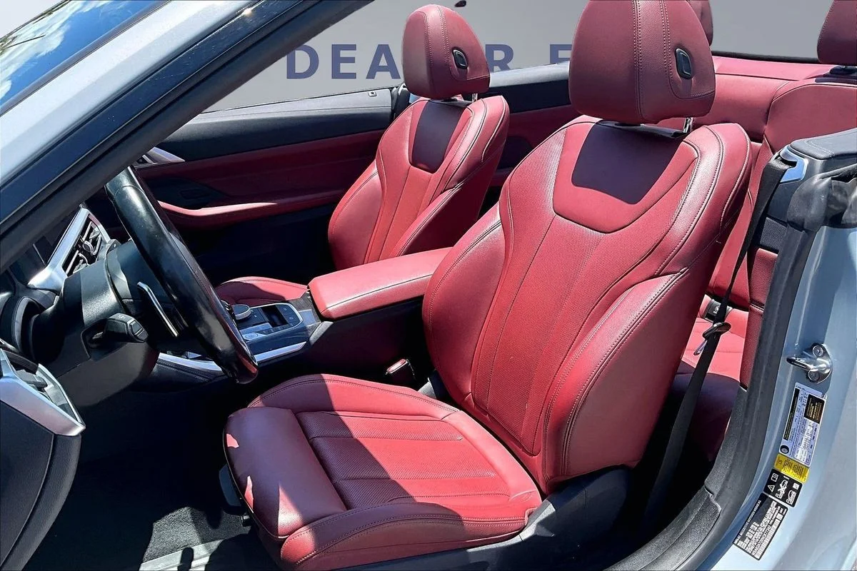 Used 2022  BMW xDrive image 21