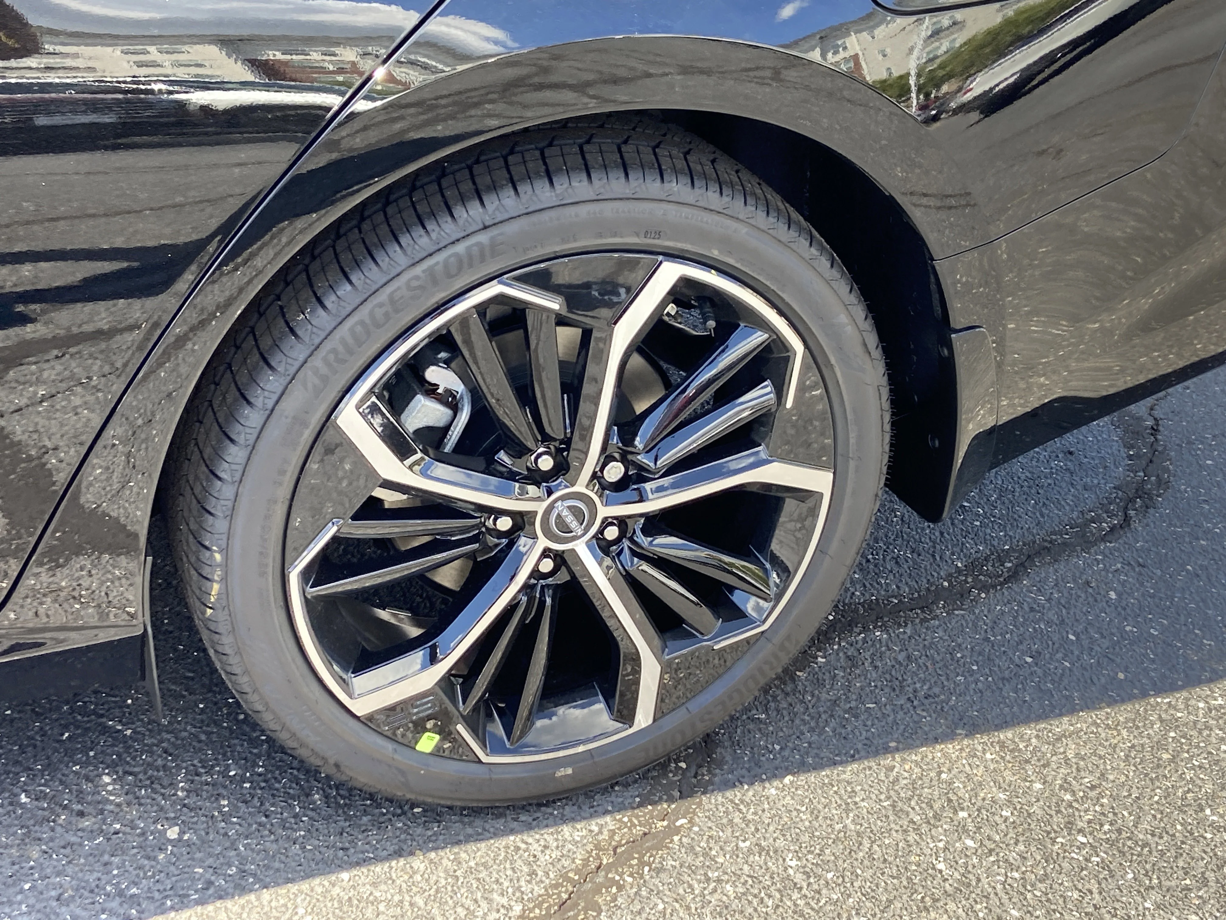 New 2025 Super Black Nissan SR image 7