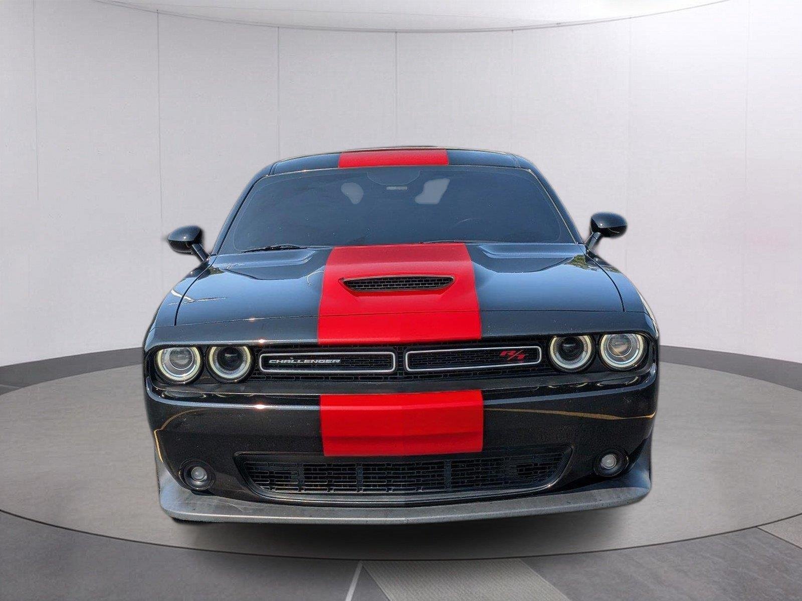 Used 2022 Pitch Black Clearcoat Dodge R/T image 10