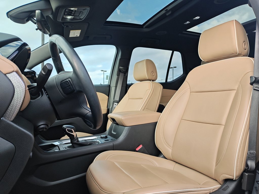 Used 2023 White Chevrolet Premier image 15