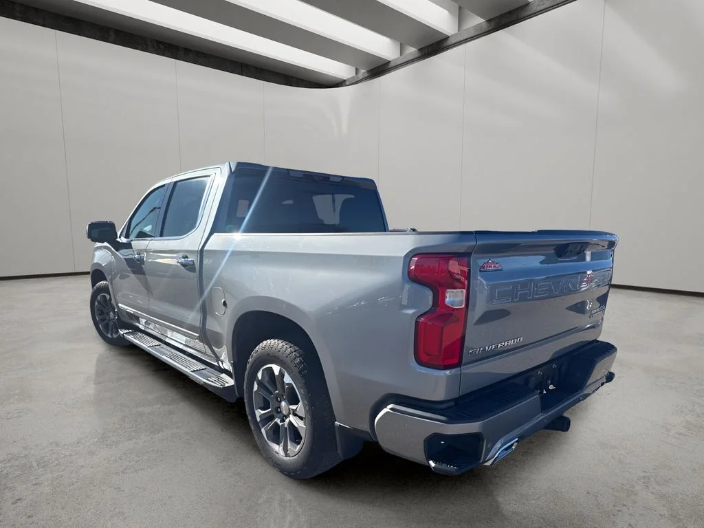 Used 2023 Sterling Gray Metallic Chevrolet High Country image 3