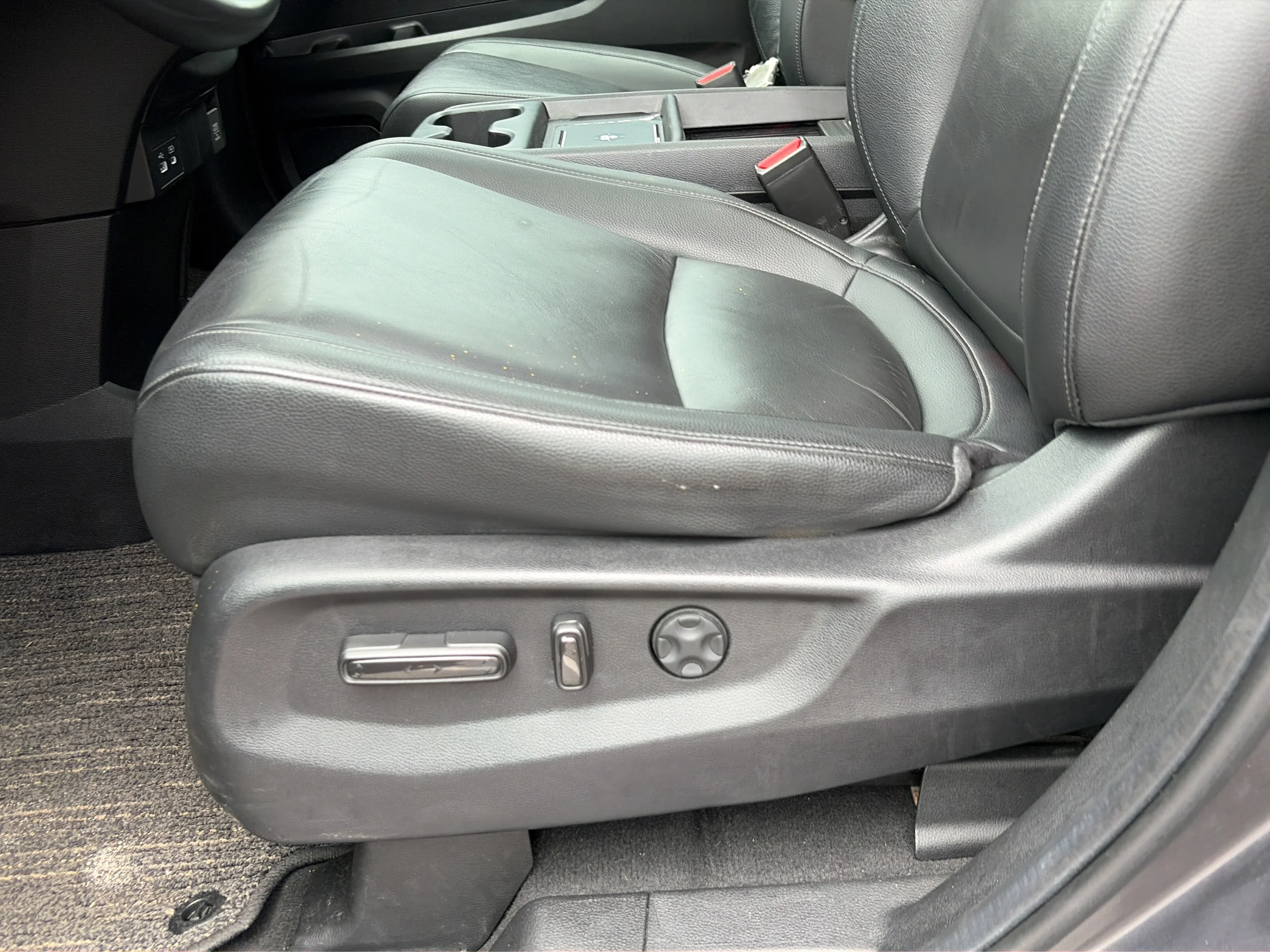Used 2025 Gray Honda EX-L image 14