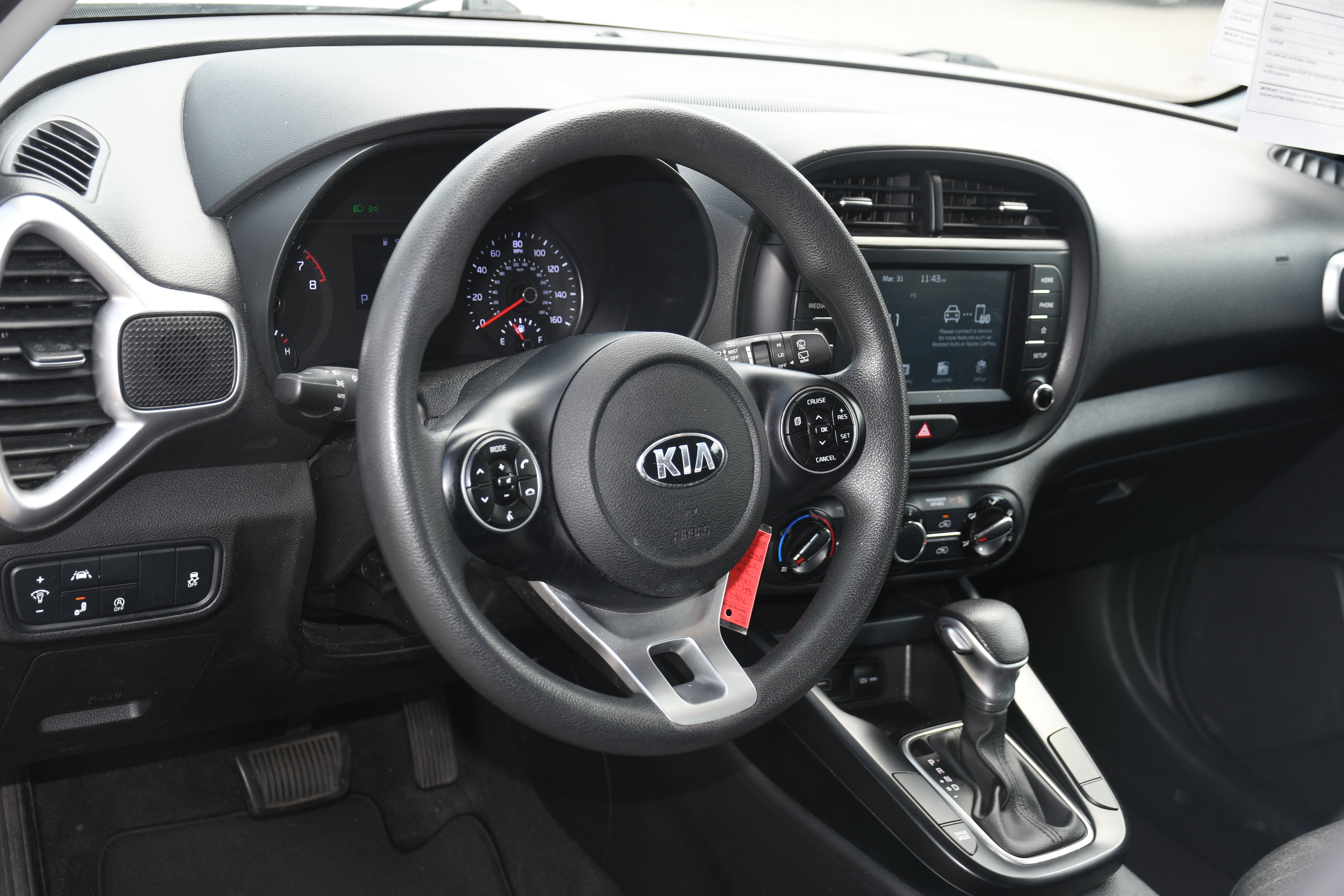 Used 2021 White Kia S image 7