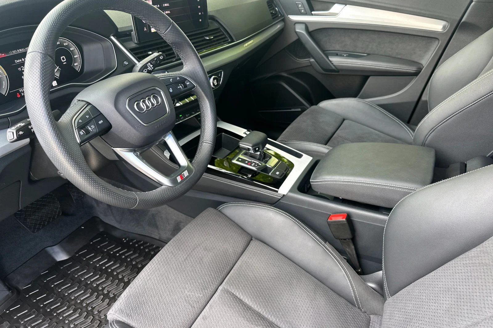 Used 2024 Gray Audi 55 Premium Plus image 10