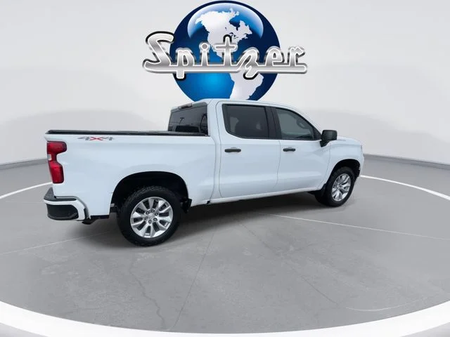 2022 Chevrolet Silverado 1500 Custom - Photo 9