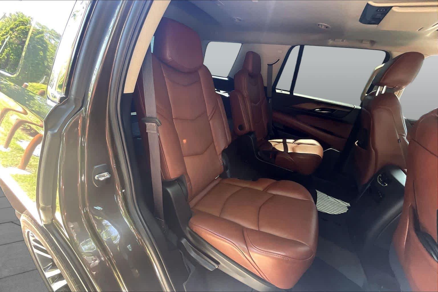 Used 2020 Dark Mocha Metallic Cadillac Premium Luxury image 18