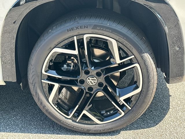 New 2026 Beige Volkswagen SEL R-Line Turbo image 20