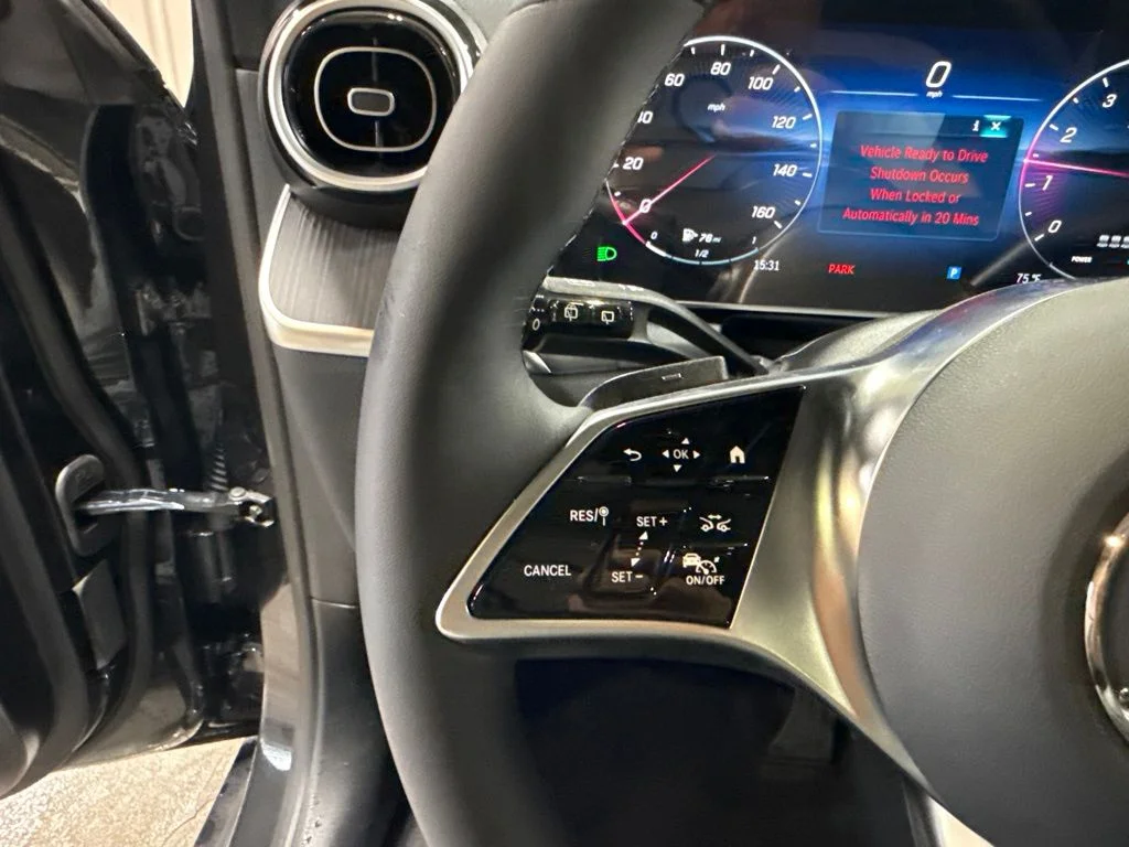 New 2027 Graphite Grey Metallic Mercedes-Benz GLC 300 image 47