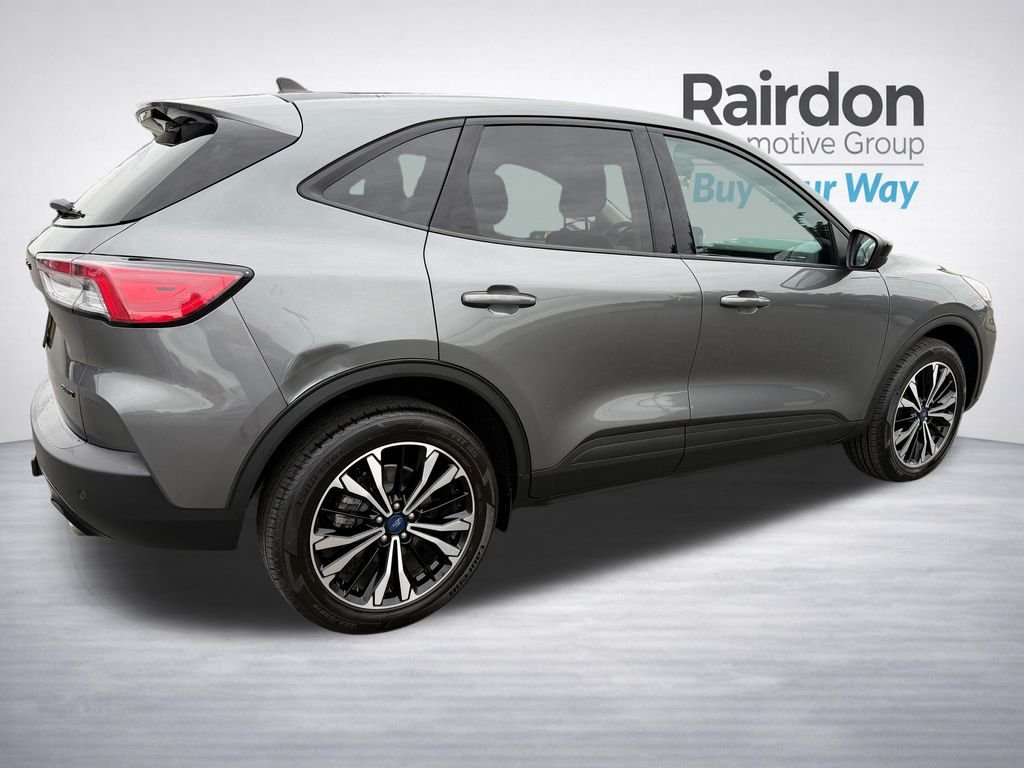 Used 2022 Gray Ford SEL image 7