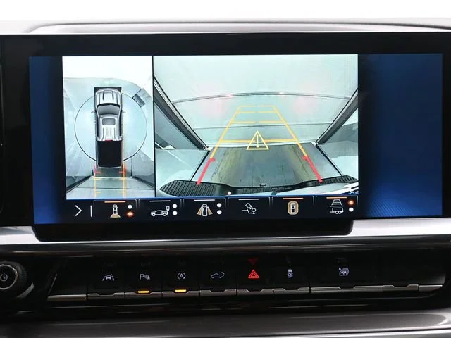 Used 2026 Black Chevrolet High Country image 18