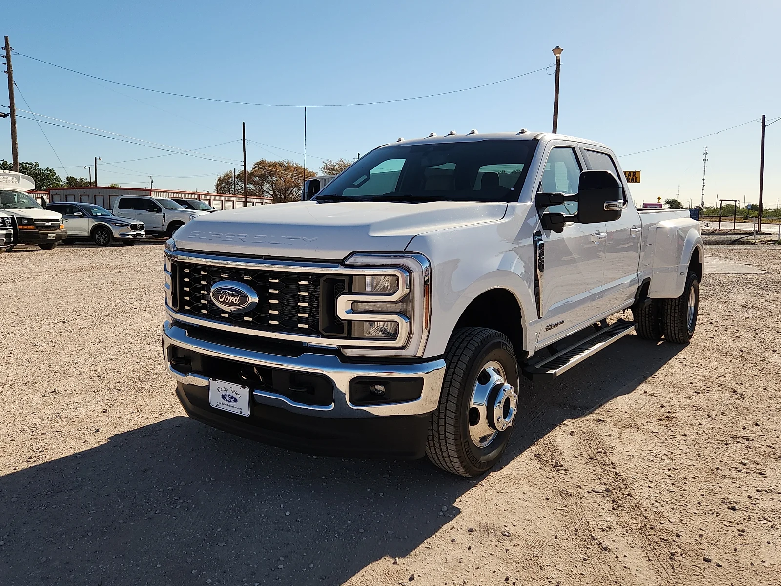 New 2026 Oxford White Ford Lariat image 3