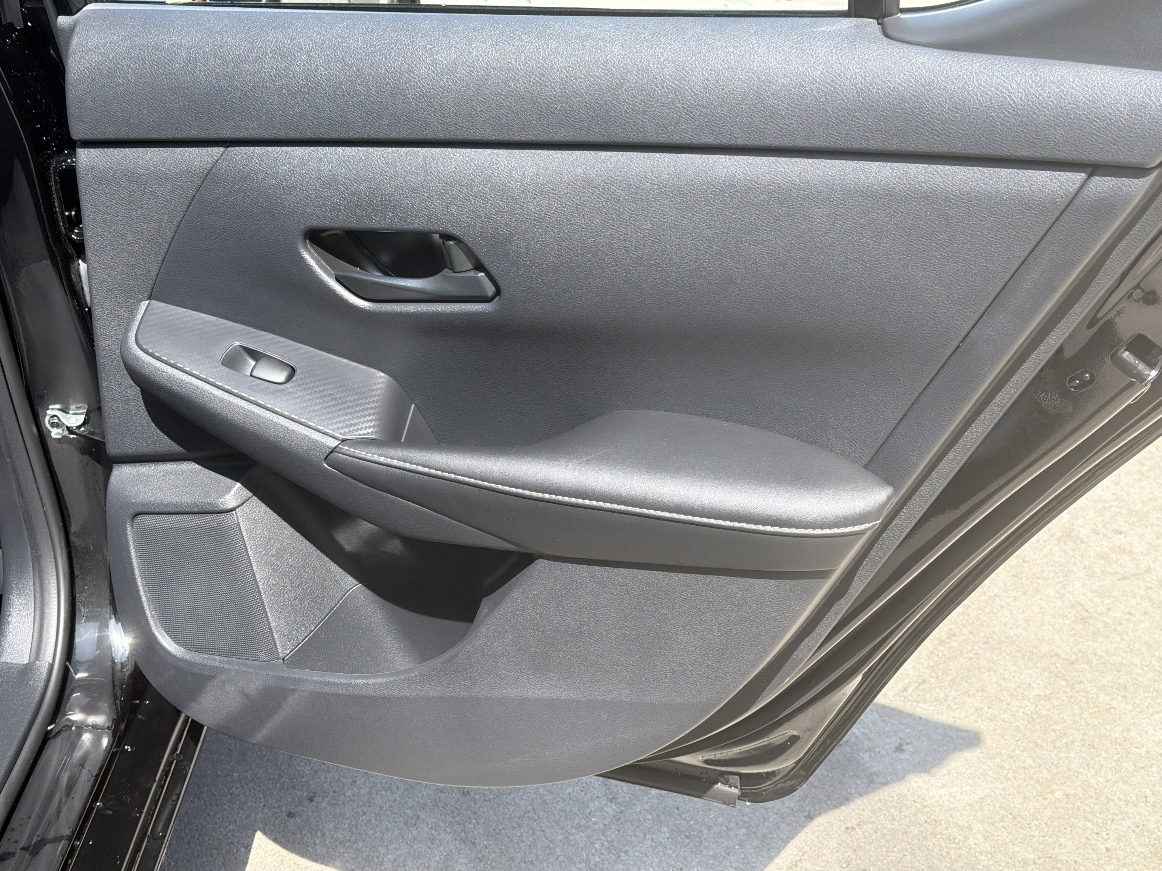 Used 2025 Super Black Nissan S image 17