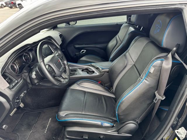 Used 2017 Pitch Black Clearcoat Dodge R/T Shaker image 12