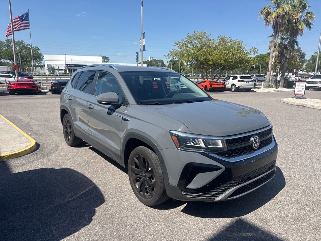 2022 Volkswagen Taos 1.5T SE's photo