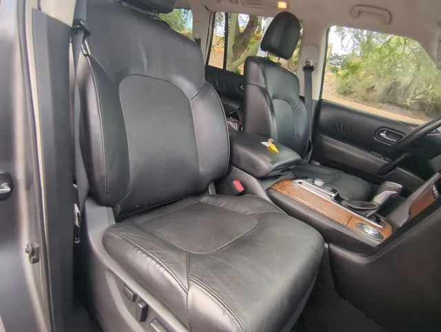Used 2022 Gray Nissan SL image 22