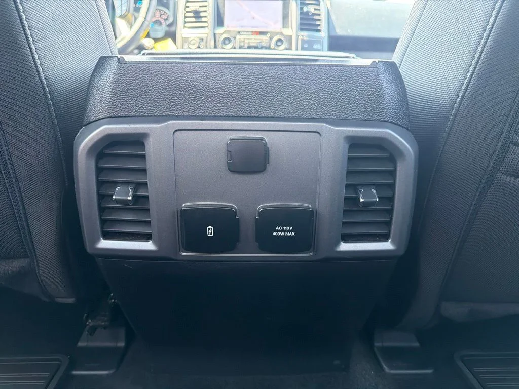 Used 2019 White Ford XLT image 19