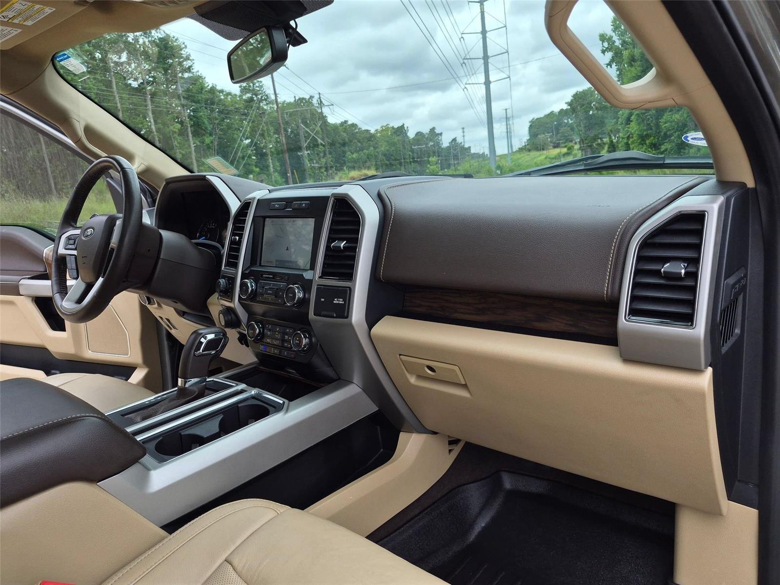 Used 2019 Ingot Silver Metallic Ford LARIAT image 35