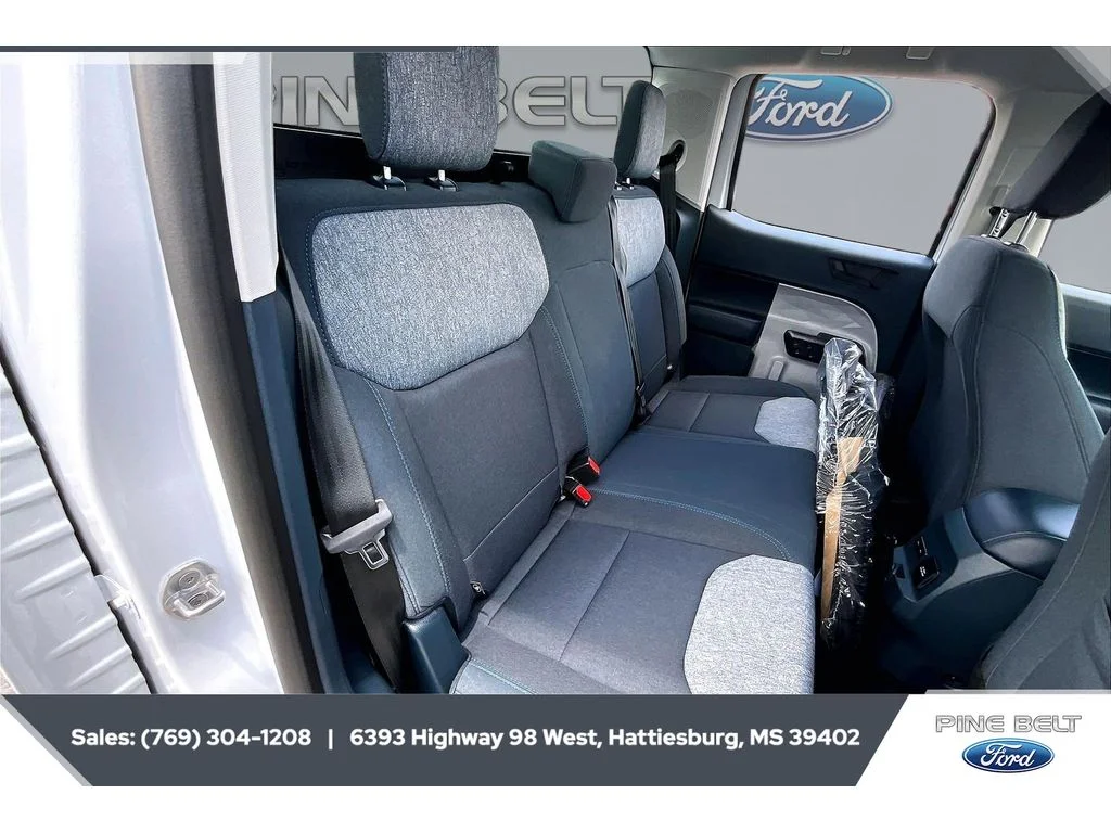 New 2026 Oxford White Ford XLT image 21