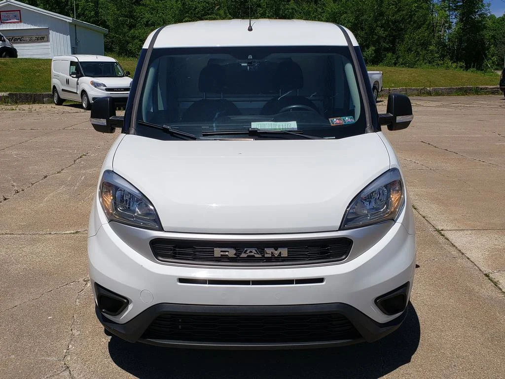 Used 2022 Bright White Ram Tradesman image 8