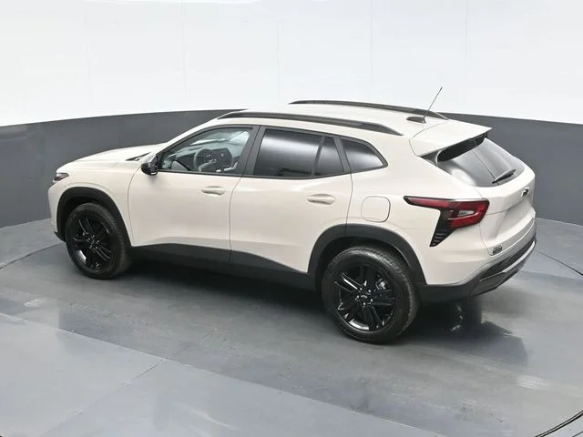Used 2026 White Chevrolet ACTIV image 11