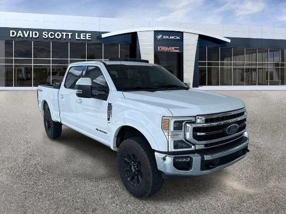 Used 2020 White Ford Lariat image 2