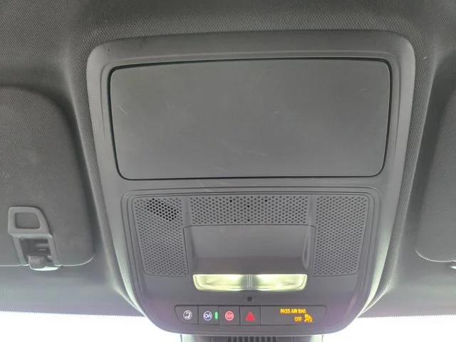 Used 2025 White GMC Elevation image 26