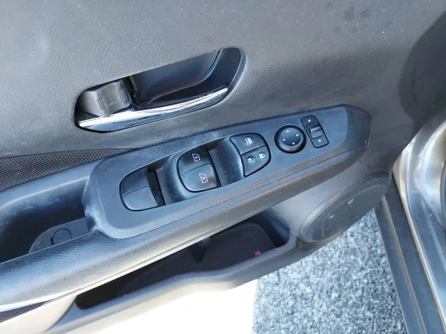 Used 2023 Gray Nissan SV image 12
