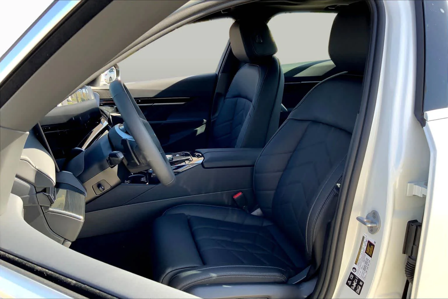 2026 BMW 5 Series 530i - Photo 9