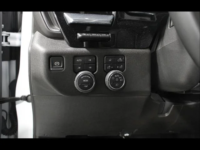 2024 Chevrolet Silverado 2500HD LTZ - Photo 6