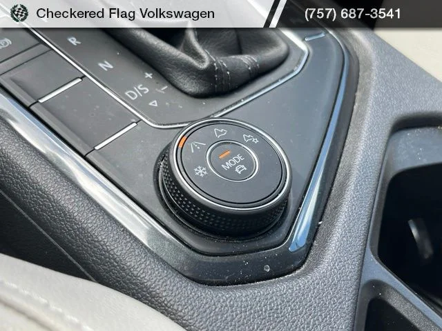 Used 2019 Platinum Gray Metallic Volkswagen 2.0T SEL 4Motion image 47