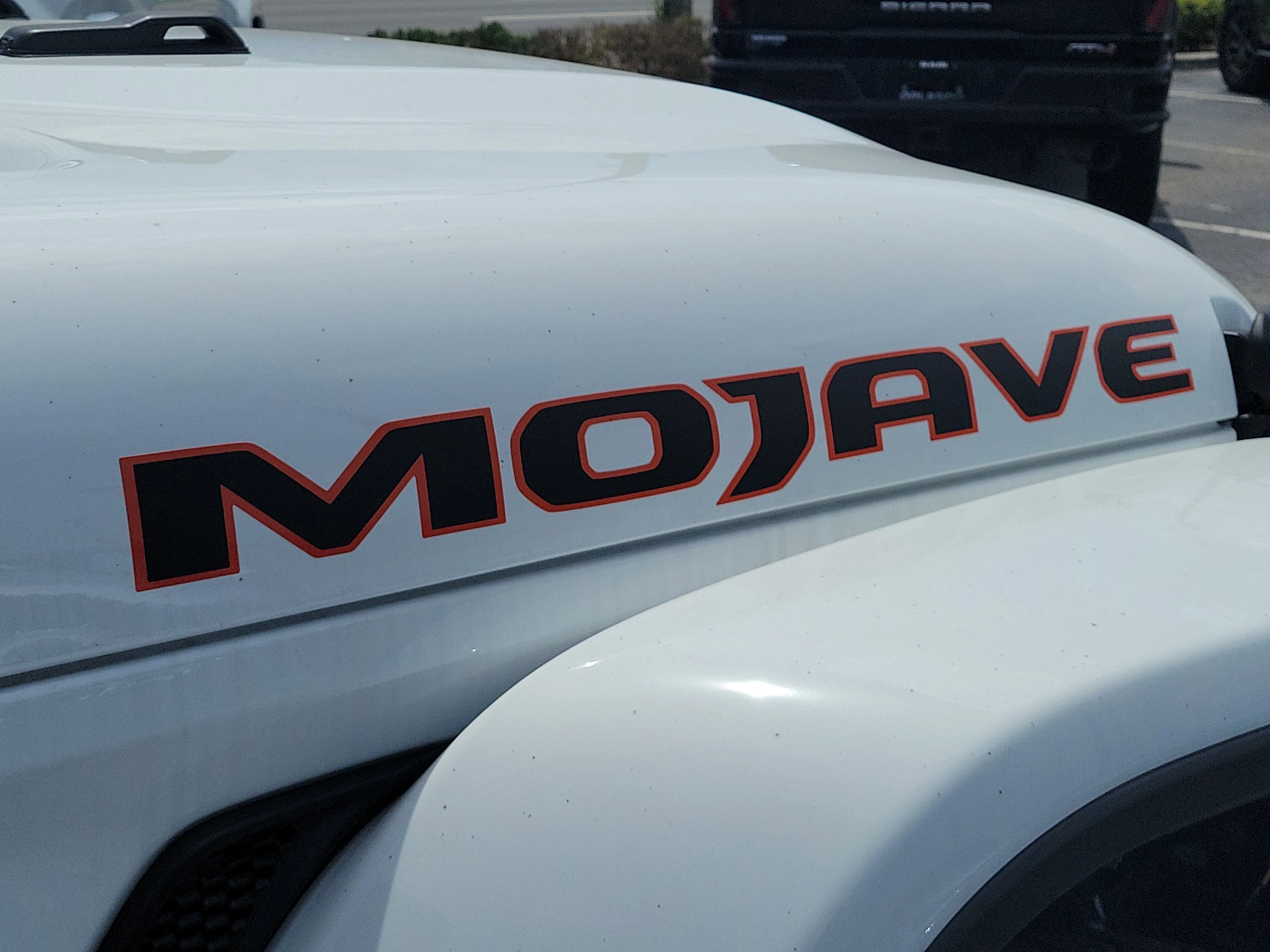 New 2026 Bright White Clearcoat Jeep Mojave X image 8