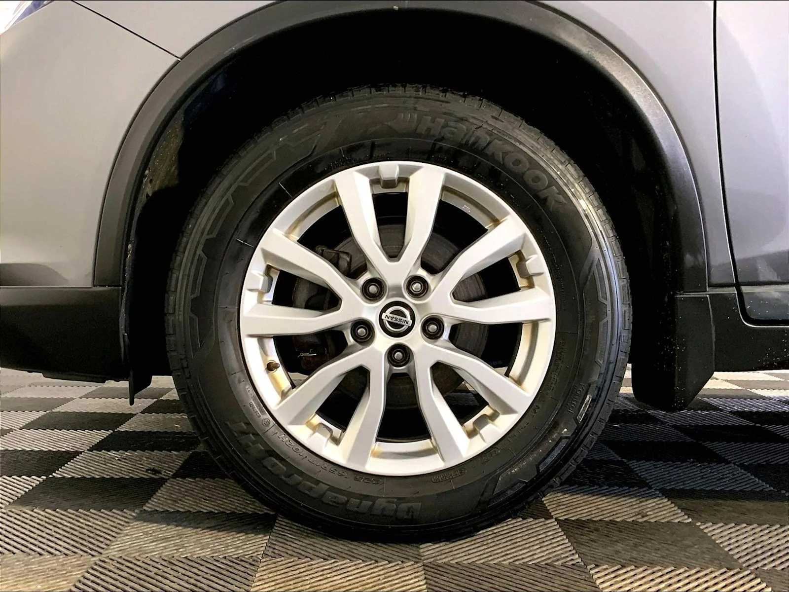 Used 2019 Gun Metallic Nissan SV image 11